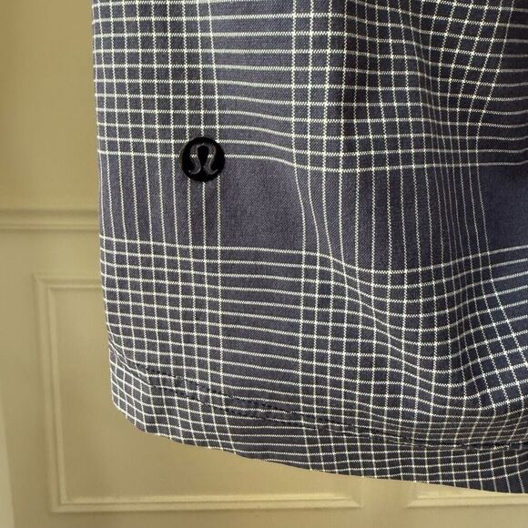 Rare Lululemon Blue Plaid Zip Fly Shorts 34 10.25” Inseam - Picture 5 of 8
